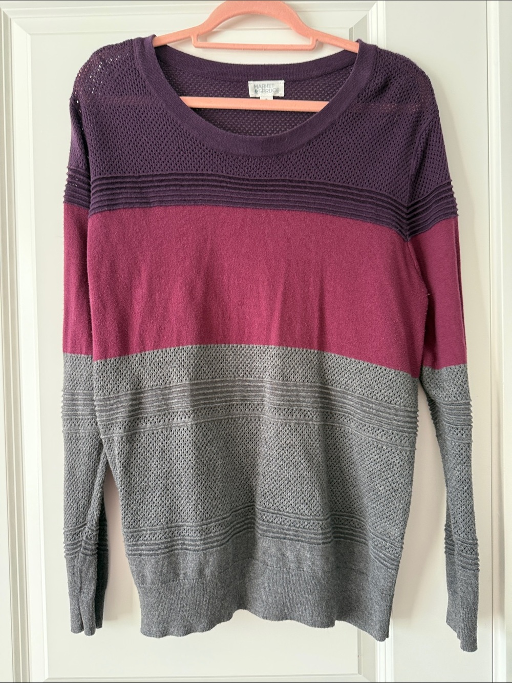 Market & Spruce Colorblock Crewneck Sweater in Plum, Berry & Gray